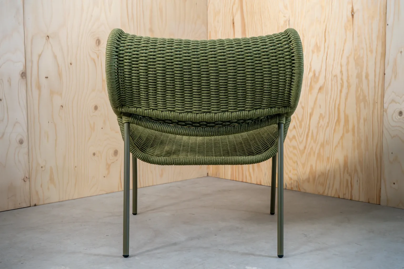Apsaras-lounge-chair_3