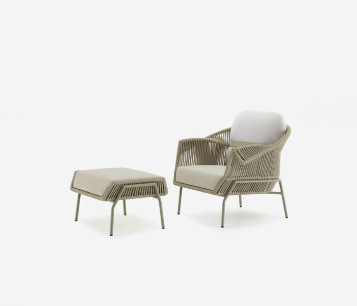 Scala-Lounge-Chair+Stool-sa