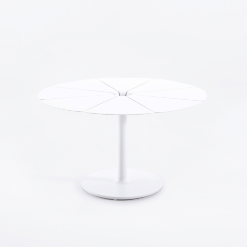 dining-table-flo dining-table-flo